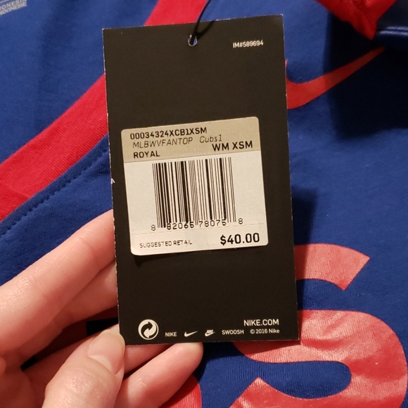 CUBS V-Neck Shirt - Picture 6 of 7